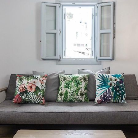 One Manto Square Apartment Mykonos Town ภายนอก รูปภาพ