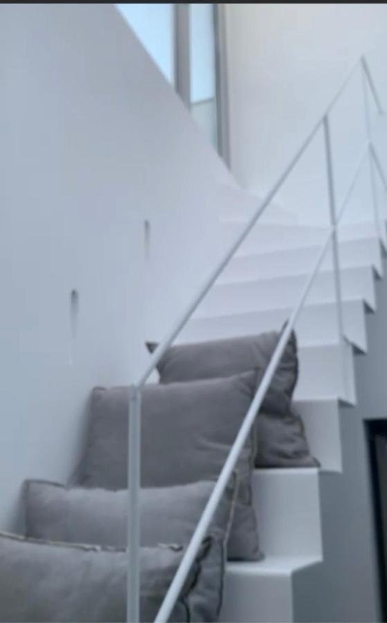 One Manto Square Apartment Mykonos Town ภายนอก รูปภาพ