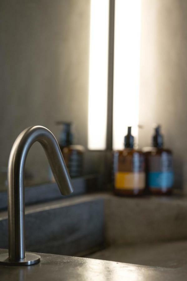One Manto Square Apartment Mykonos Town ภายนอก รูปภาพ
