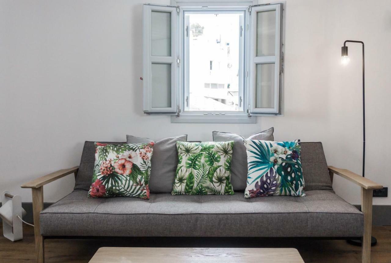 One Manto Square Apartment Mykonos Town ภายนอก รูปภาพ