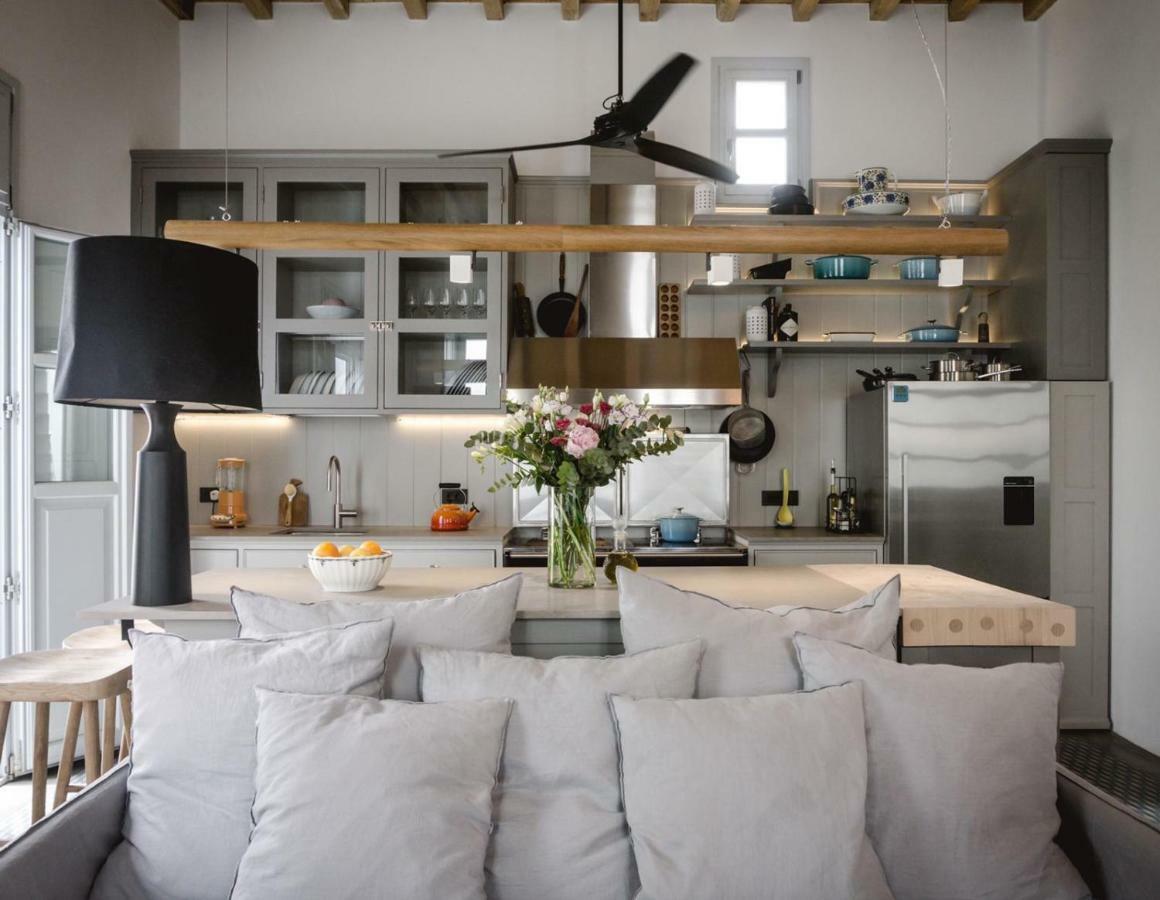 One Manto Square Apartment Mykonos Town ภายนอก รูปภาพ