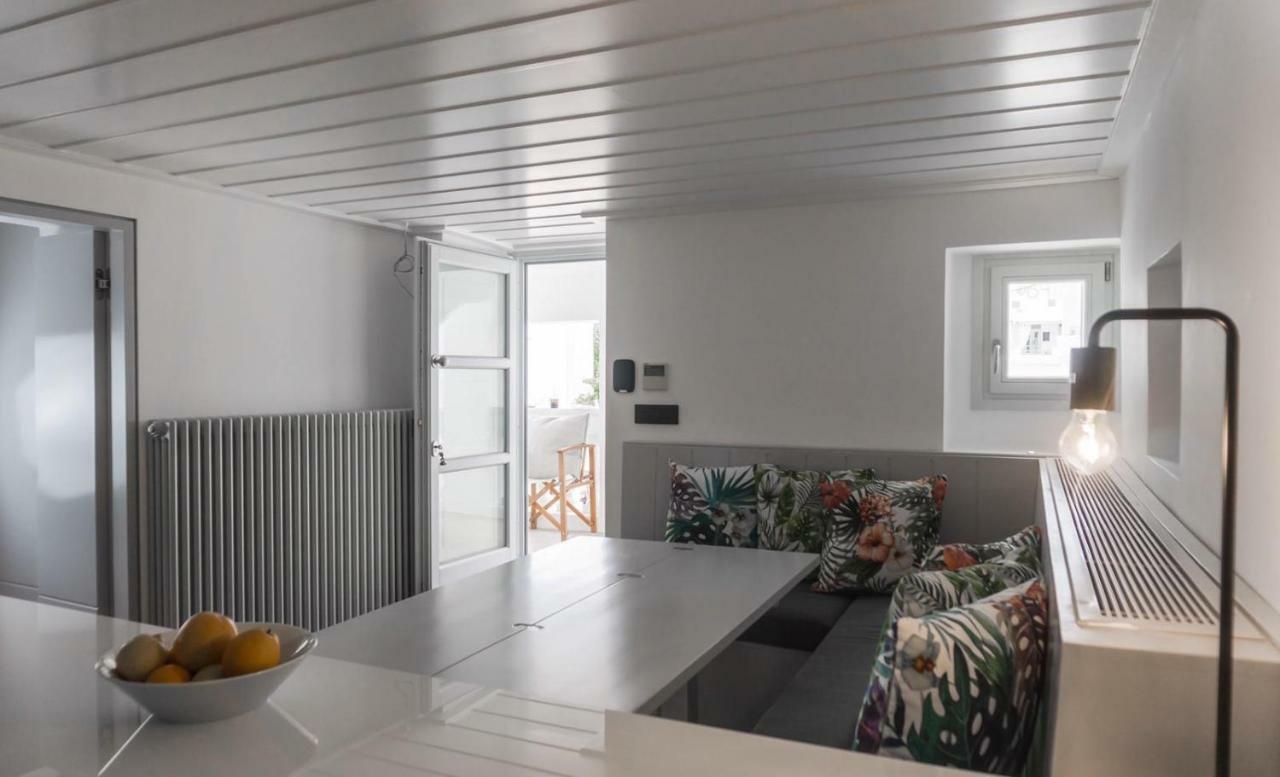 One Manto Square Apartment Mykonos Town ภายนอก รูปภาพ