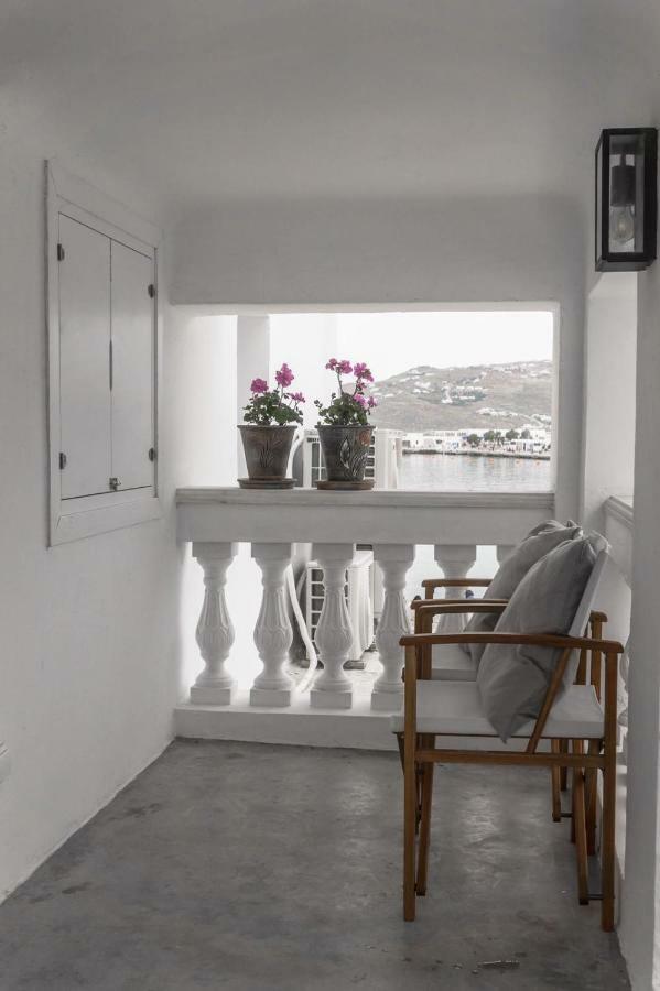 One Manto Square Apartment Mykonos Town ภายนอก รูปภาพ