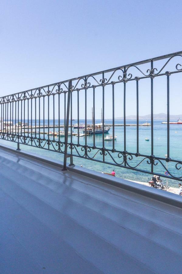One Manto Square Apartment Mykonos Town ภายนอก รูปภาพ