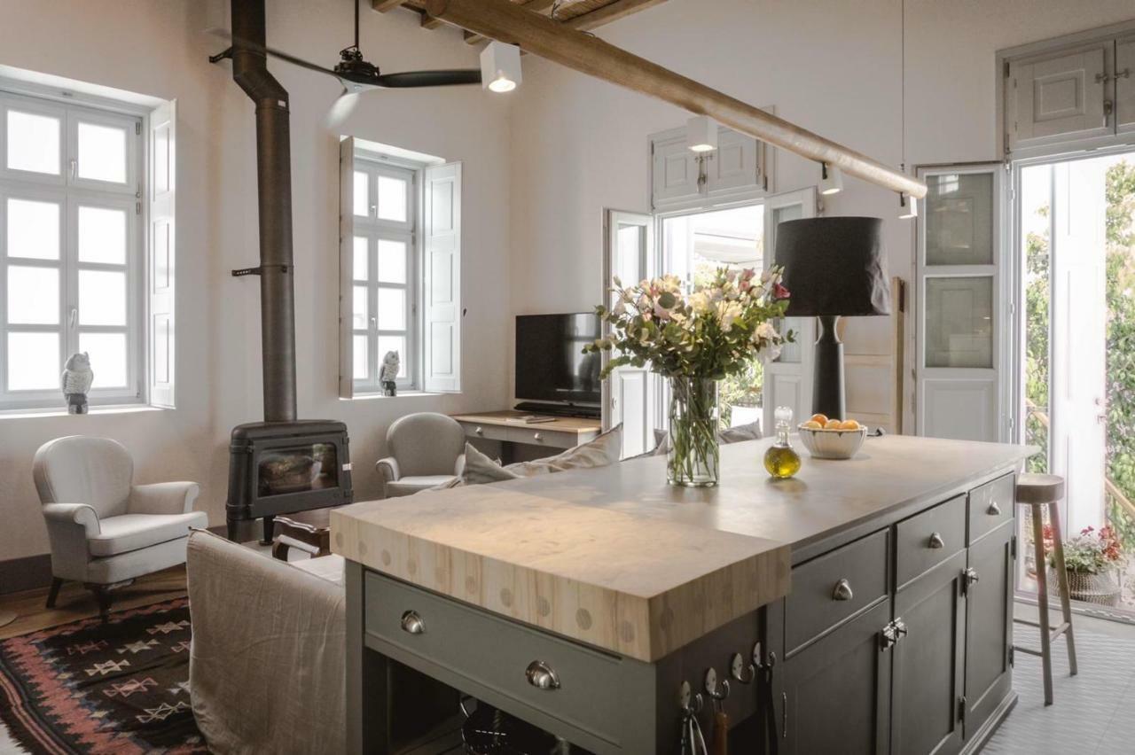 One Manto Square Apartment Mykonos Town ภายนอก รูปภาพ
