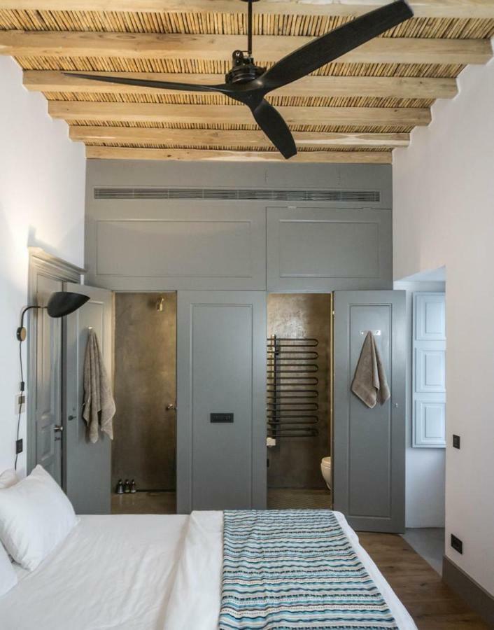 One Manto Square Apartment Mykonos Town ภายนอก รูปภาพ